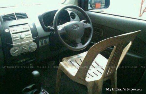 4 Jok Mobil Paling Nyleneh Sejagat Raya, Bikin Geleng Kepala